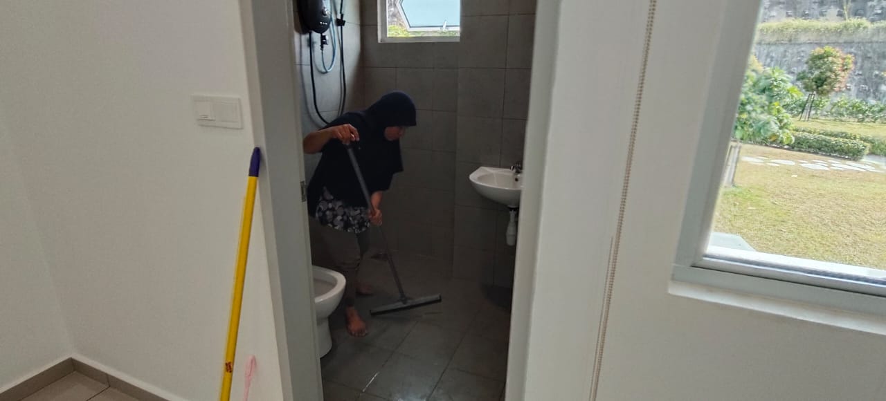 HOME CLEANING RAWANG